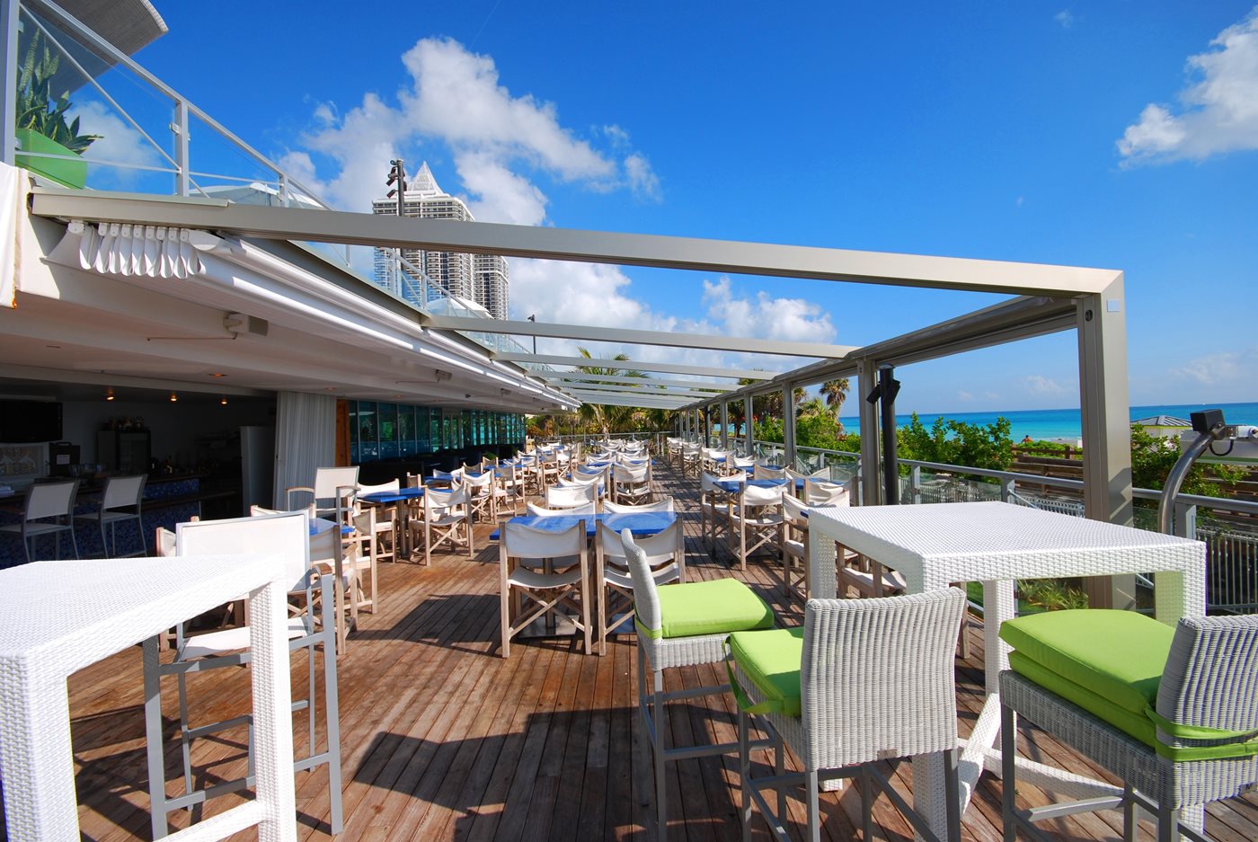 Millenium-at-Eden-Roc-Resort-by-Miami-Awning-(1).JPG